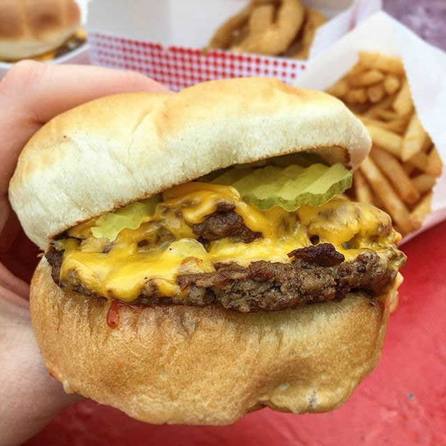 Where to Find Minnesota's Most Beloved Burgers | Explore Minnesota