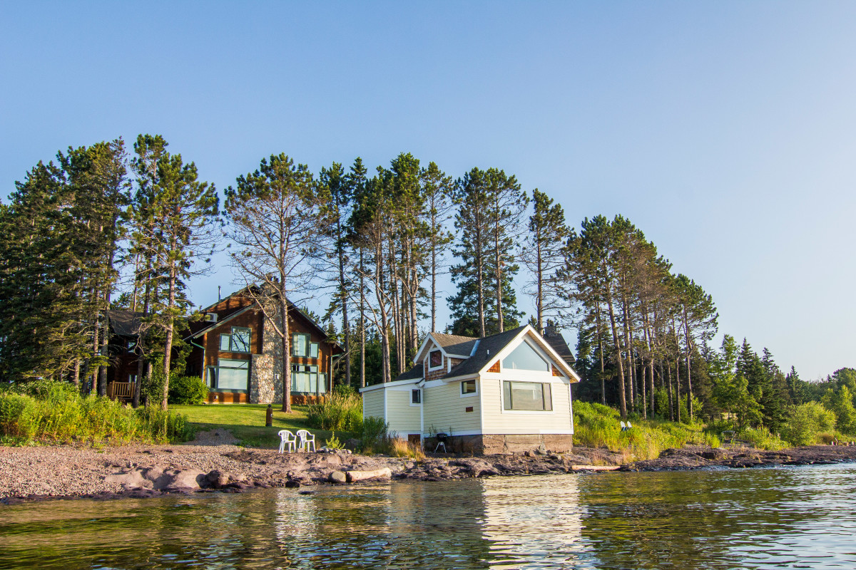 Grand Superior Lodge On Lake Superior | Explore Minnesota