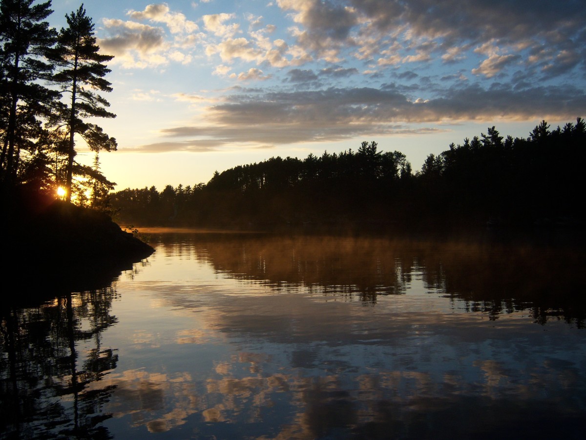 Voyagaire Houseboats and Lodge | Explore Minnesota