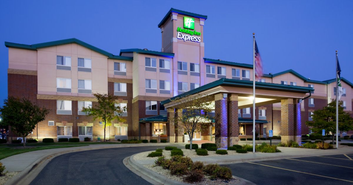 Holiday Inn Express Suites St. Paul Ne Vadnais Heights